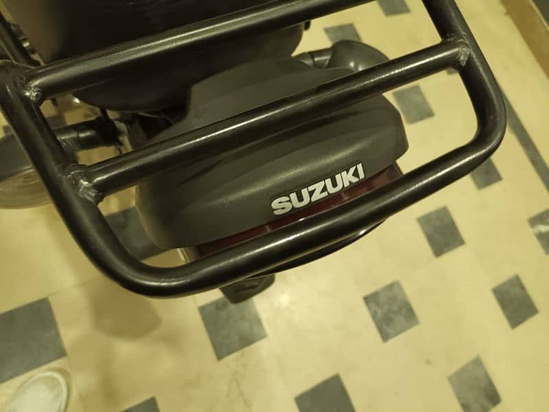 Suzuki gs150 se 2022 end year model 4