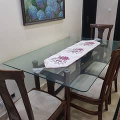 6 seater dinning table.