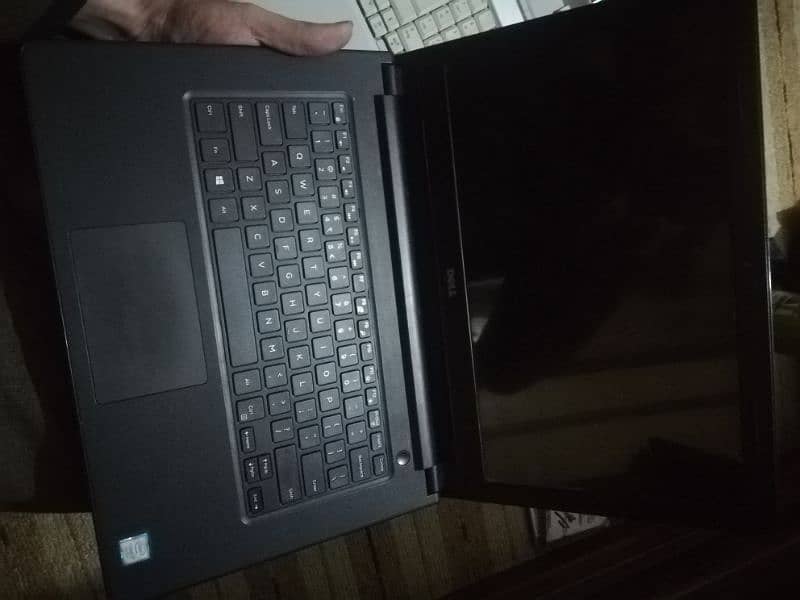 dell i7 7th gen almost new price is final 1