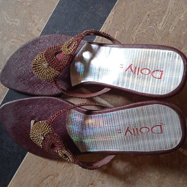 Elegant design beautiful colour fancy chappal for sale 3