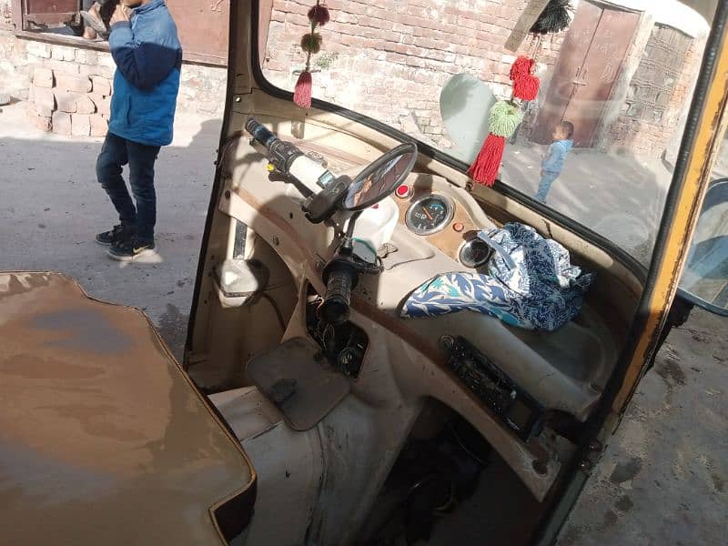 rickshaw used condition 9/10 1