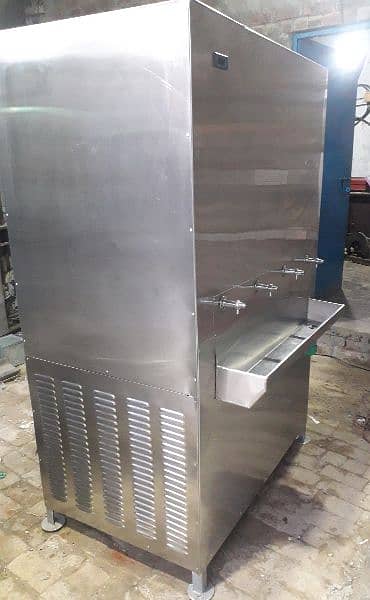 DUCTING, CLADDING, COOLER, GRILL 17