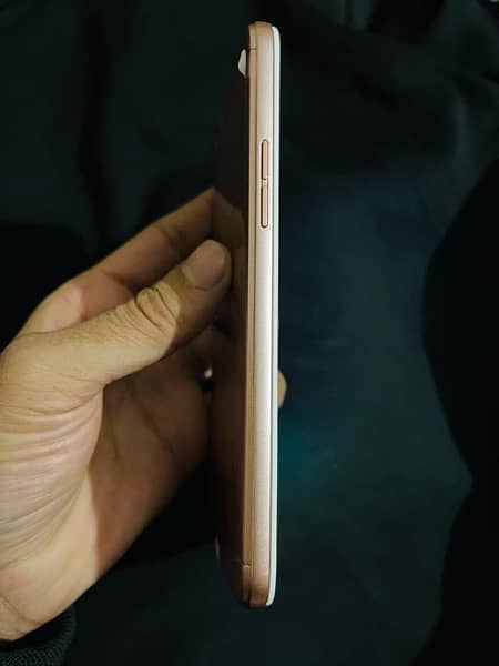 OPPO A57 1