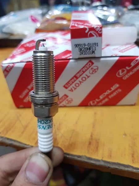 Toyota genuine iridium spark plug Japan 4pc for(xli,cultus,sntro,city) 0