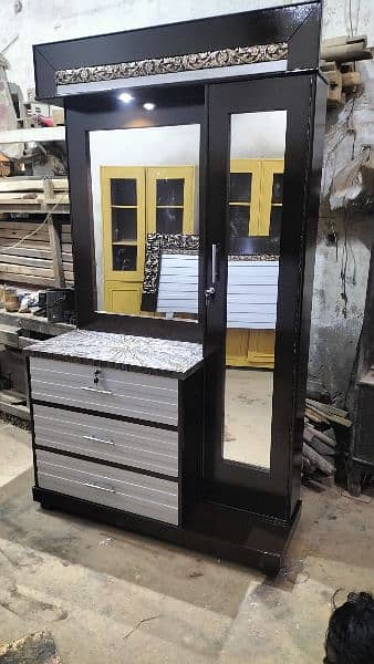 Double Bed set side tables & Dressing table with Mirror 4