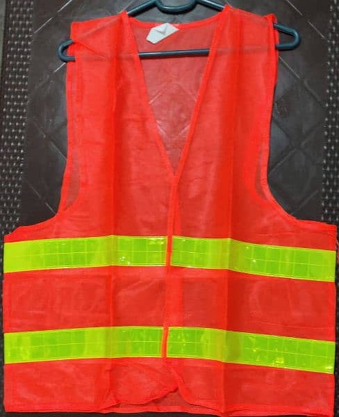 safety vest Labour  jacket Engineer Helmet fire extinguisher 3