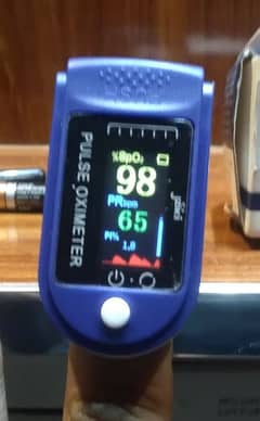 pulse oximeter+thermometer