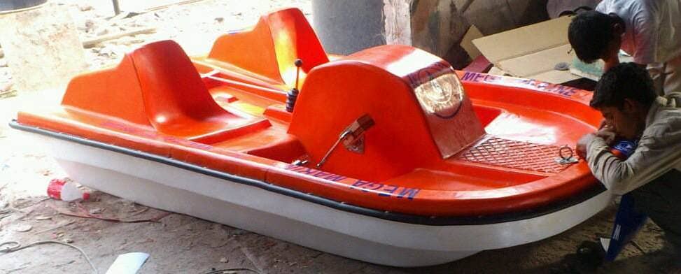 Paddle Boats Avaible on Demand 9
