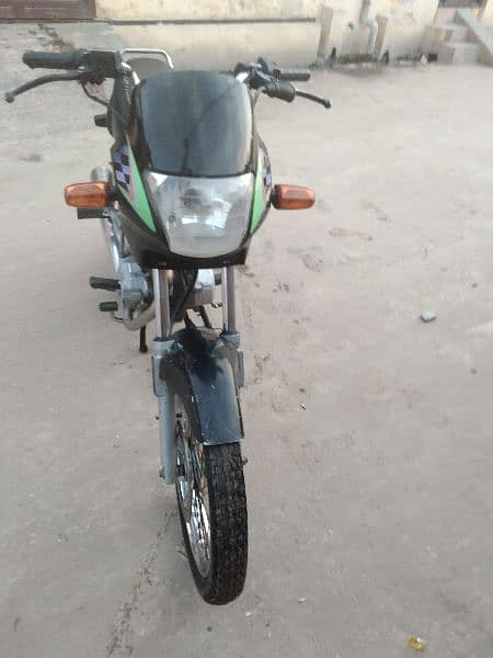 Honda deluxe 125 documents complete price almost final ha 7