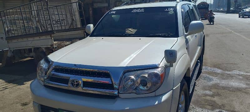 hilux surf pearl white 2