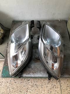 Vitz 2006 hid headlights