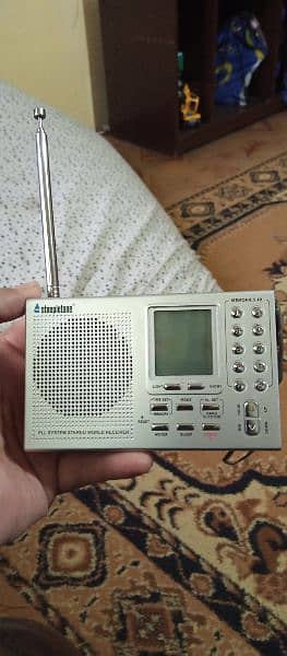 Steepletone Digital Sterio World Reciever Radio. 0