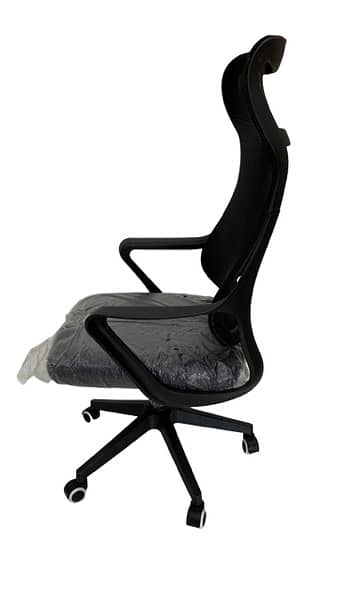 Office Revolving Chair with Headrest 1