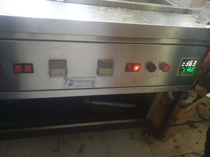 Fast Food Cart for urgent sale 4