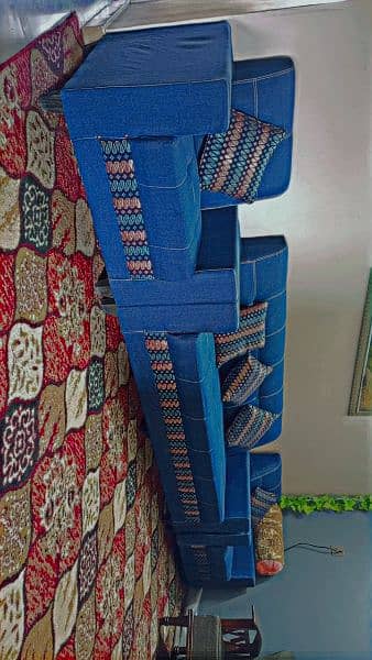 8 Seater Sofa with extra 9 cushions