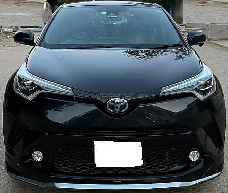 Toyota C-HR 2018 G Package Full option 0