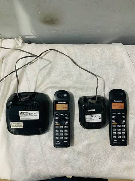 cordless panasonic phone 2-line(intercom) 6