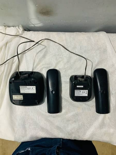 cordless panasonic phone 2-line(intercom) 7