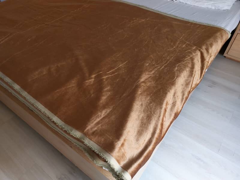 Brown Sofa Tapestary 1