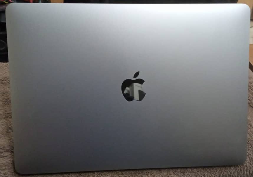 MacBook Air Used Stock Available 2015, 2017, 2019, 2020 9