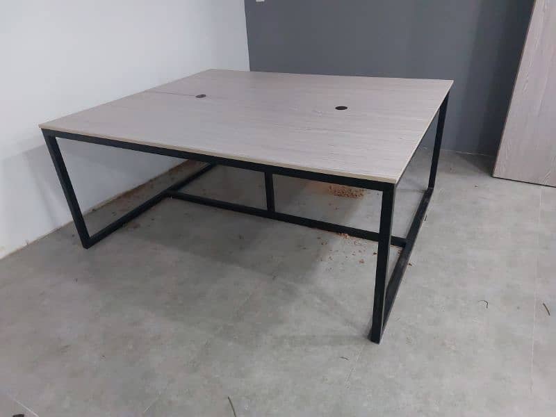 Conference Table/Meeting Table/Workstation 1