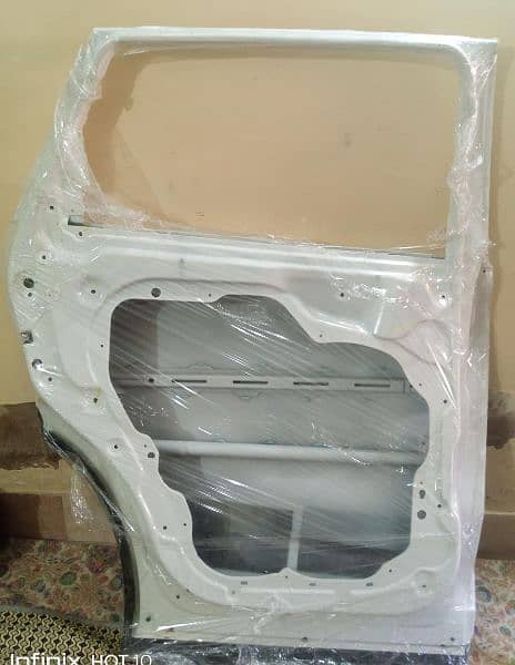 kia Sorento Bonnat/Head light /Bulk head/Diggi/Door 6