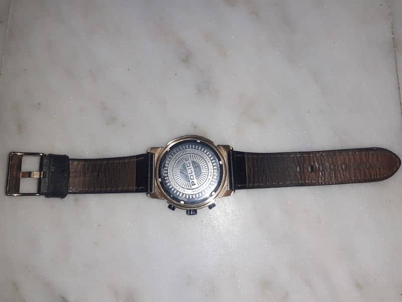 Police watch for urgent sale. 1