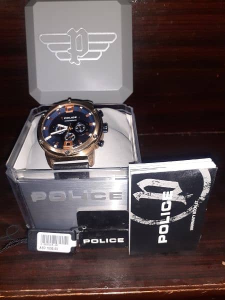 Police watch for urgent sale. 3