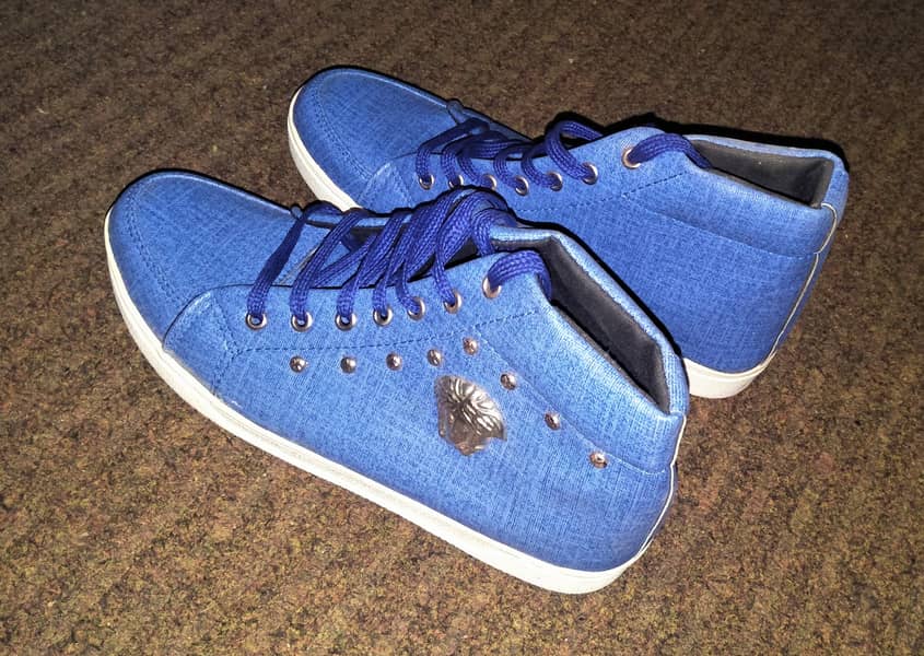 New High-Top Blue Canvas Sneakers With Silver Face Emboss Logo Shoes 5