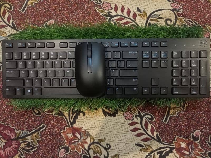 Dell Wireless Keyboard Mouse Combo KM636 & KM714  black silver 1