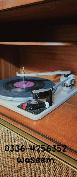PYE Radiogram Gramophone Turntable vinyl Record player 7