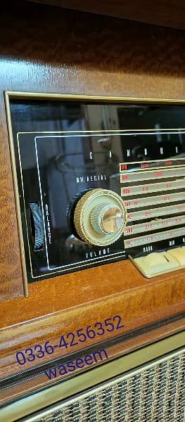 PYE Radiogram Gramophone Turntable vinyl Record player 8