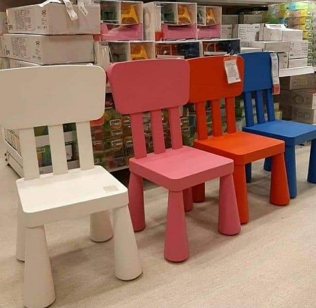 Children's Table With Chairs Made in Italy 2