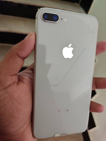 Iphone 8+ 3