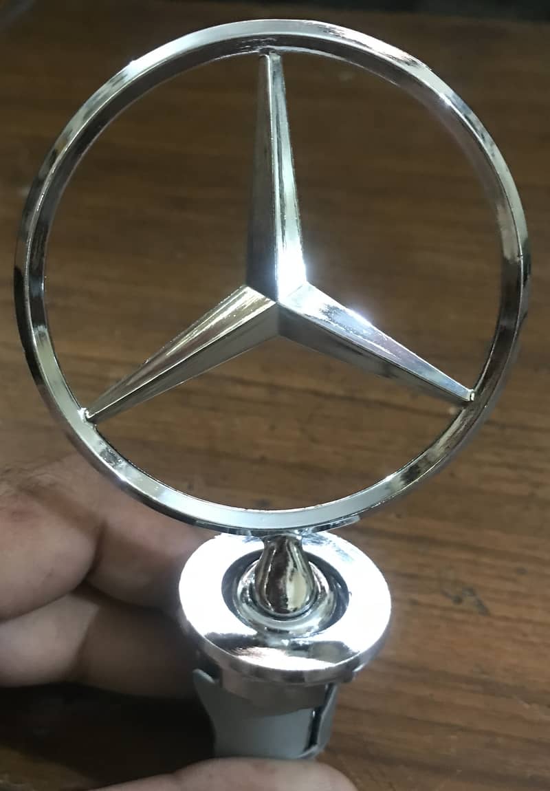 Mercedes Benz emblembadge W123W126W124W202W203W204W211W220 3