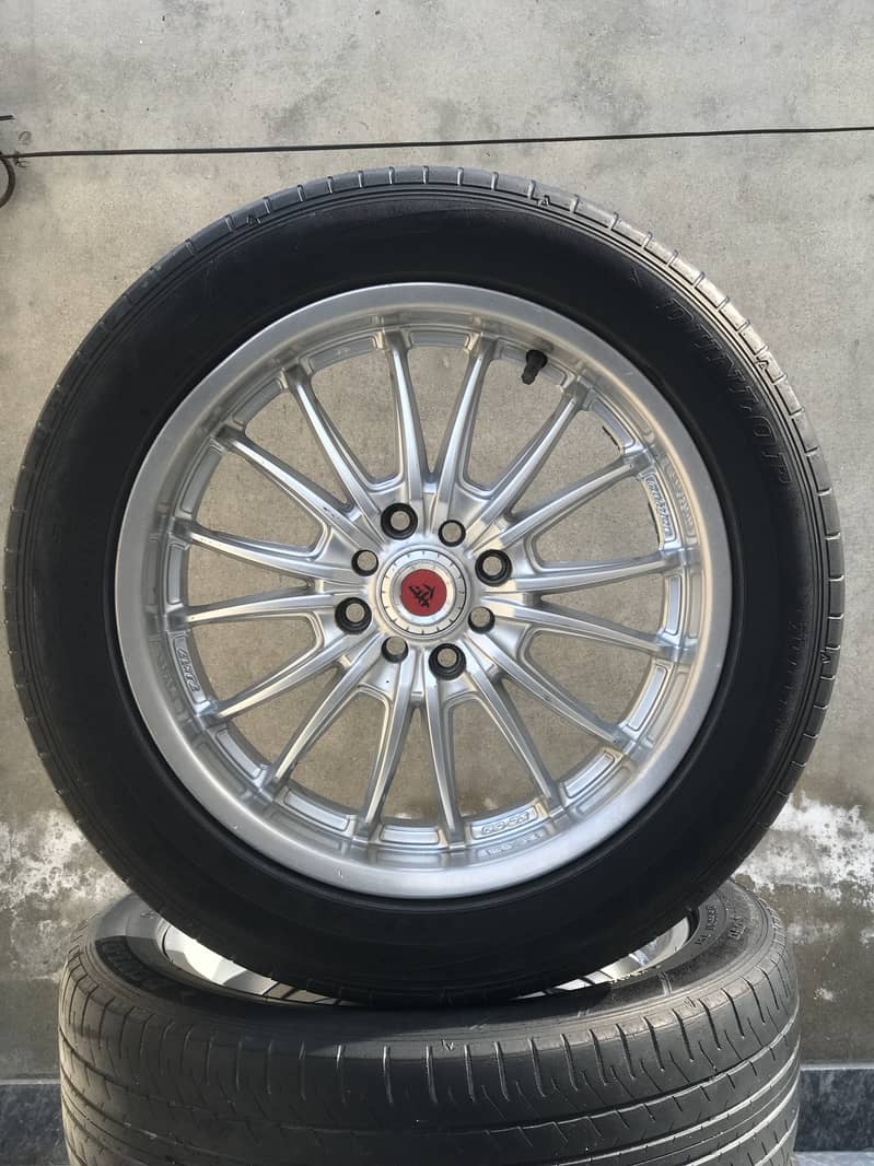 17 inch Japanese sports Alloy wheels with Dunlop low profile tyres 1