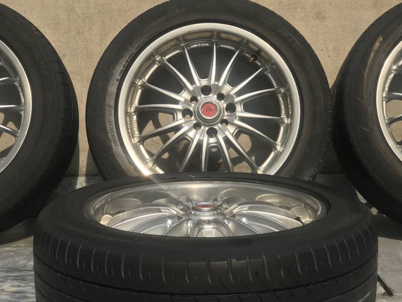 17 inch Japanese sports Alloy wheels with Dunlop low profile tyres 17