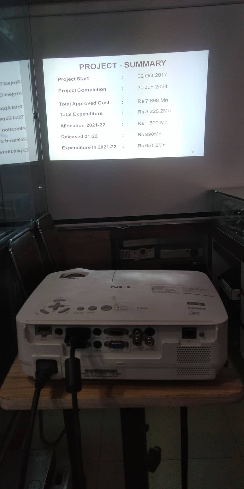 Projectors (Used and New) 7