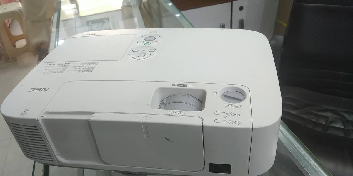 Projectors (Used and New) 14