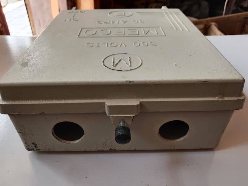 3 FACE MAIN SWITCH FOR SALE 4