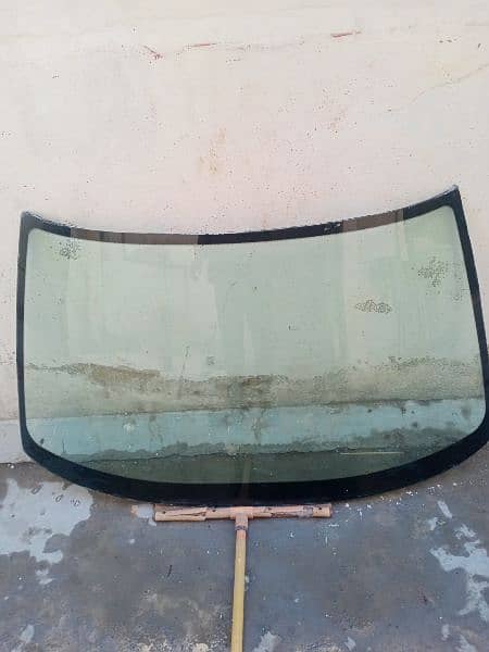 Nissan Sunny model 92/93 front windshield 2