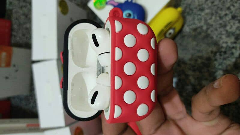 AirPods Pro & Airpods 3 Case (0321-7440317) 8