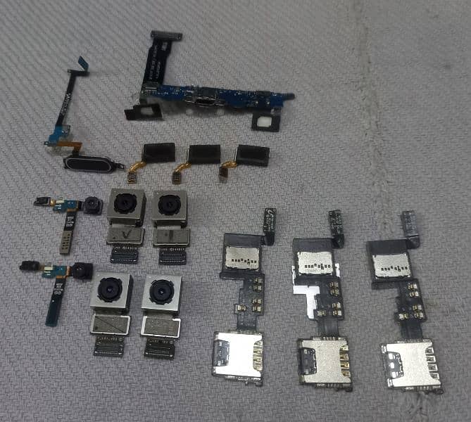 Samsung A51, A12, Note 4, 5, 2, S6, S8 S6 edge (just Parts read add) 5