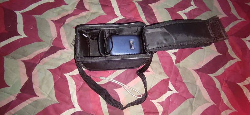 Cybershot Bag and Hard pouch 3