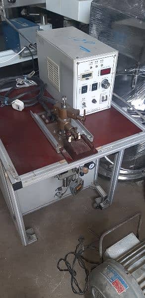 Ultrasonic welding machine 4
