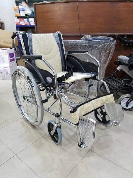 wheelchair used foldable pvc upholestry 8" front&24" rear wheel 9