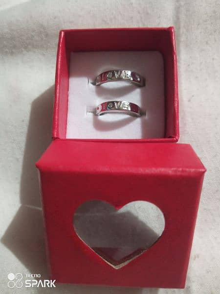 Beautiful Couple Ring. 4