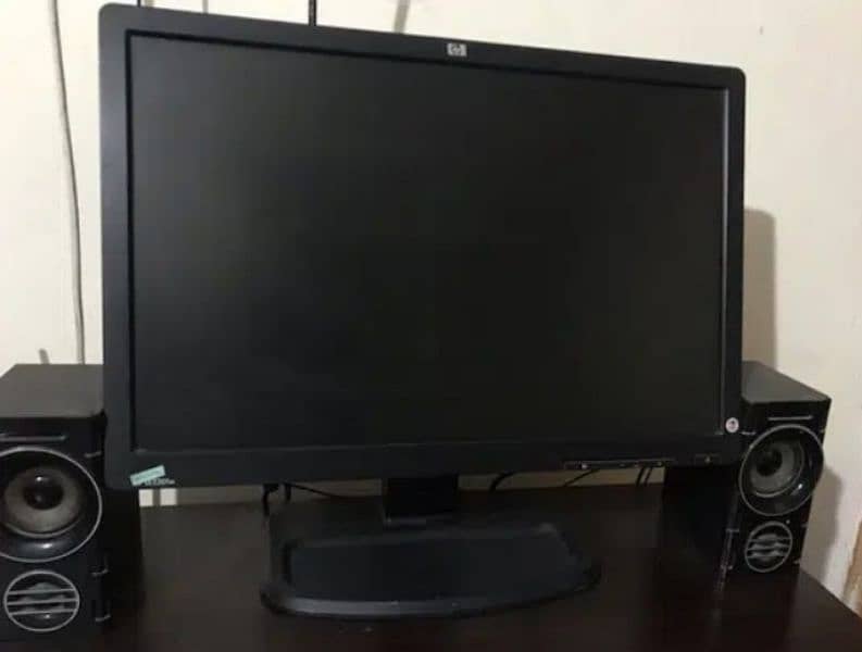 22 inch lcd for pc good condition 0