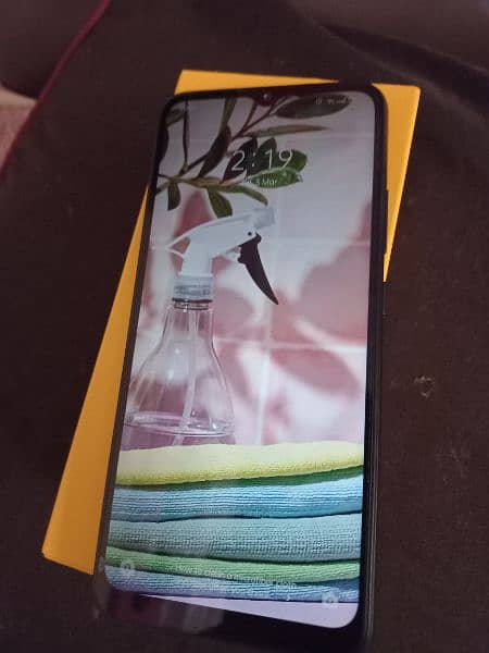 Realme C21 4/64 dual sim 6.5inch display 8