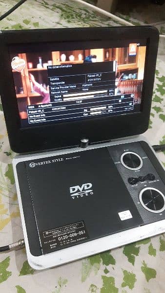 portable dvd finder 7 9 10 inchs available 9